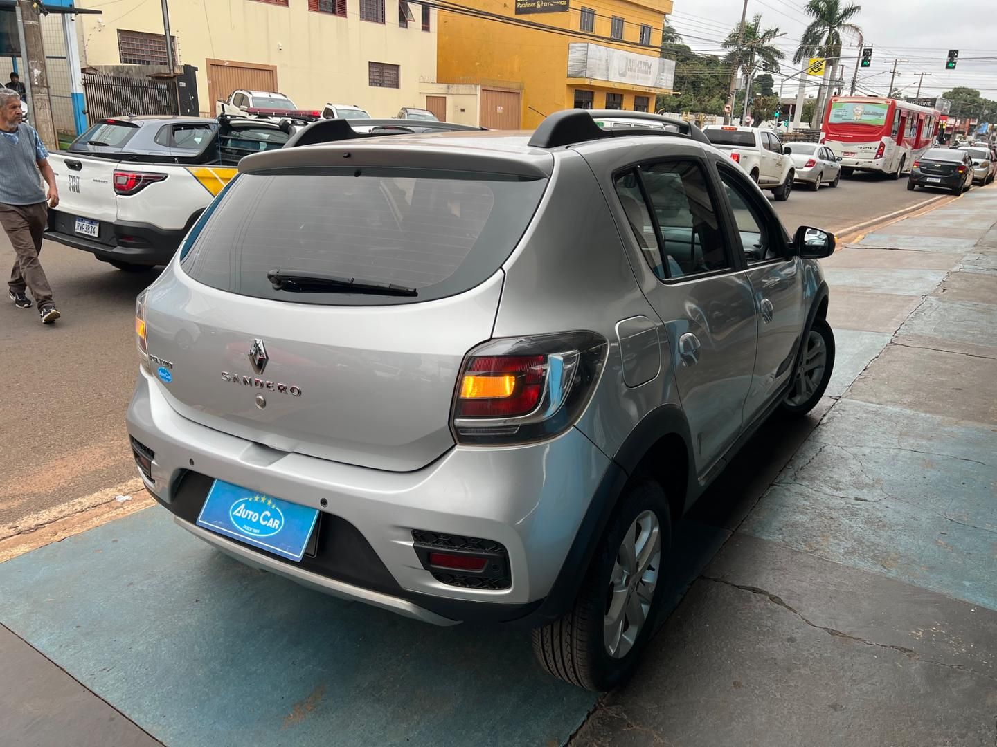 RENAULT Sandero StepWay 1.6 16v 2018 - miniatura 4