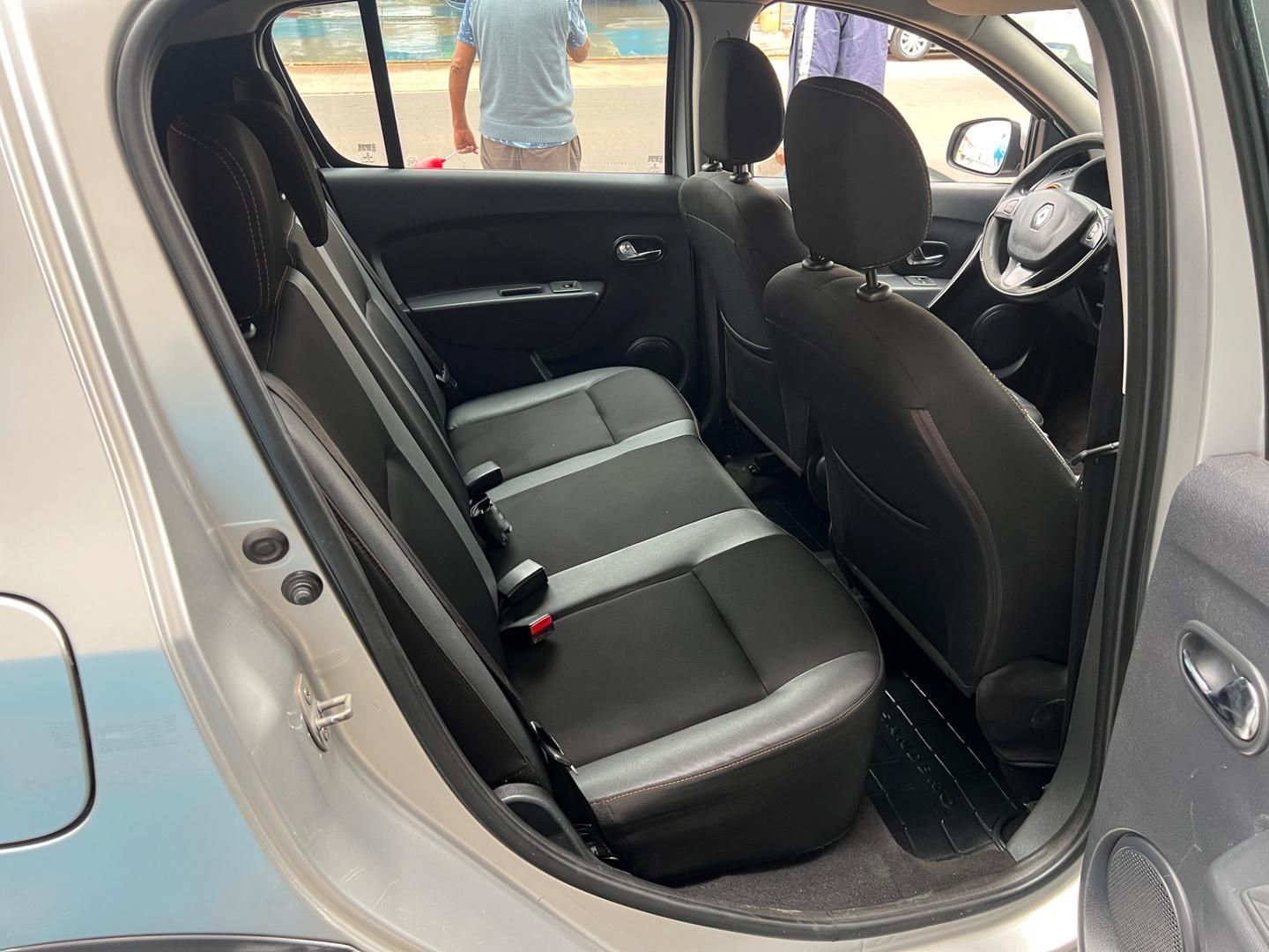 RENAULT Sandero StepWay 1.6 16v 2018 - miniatura 8