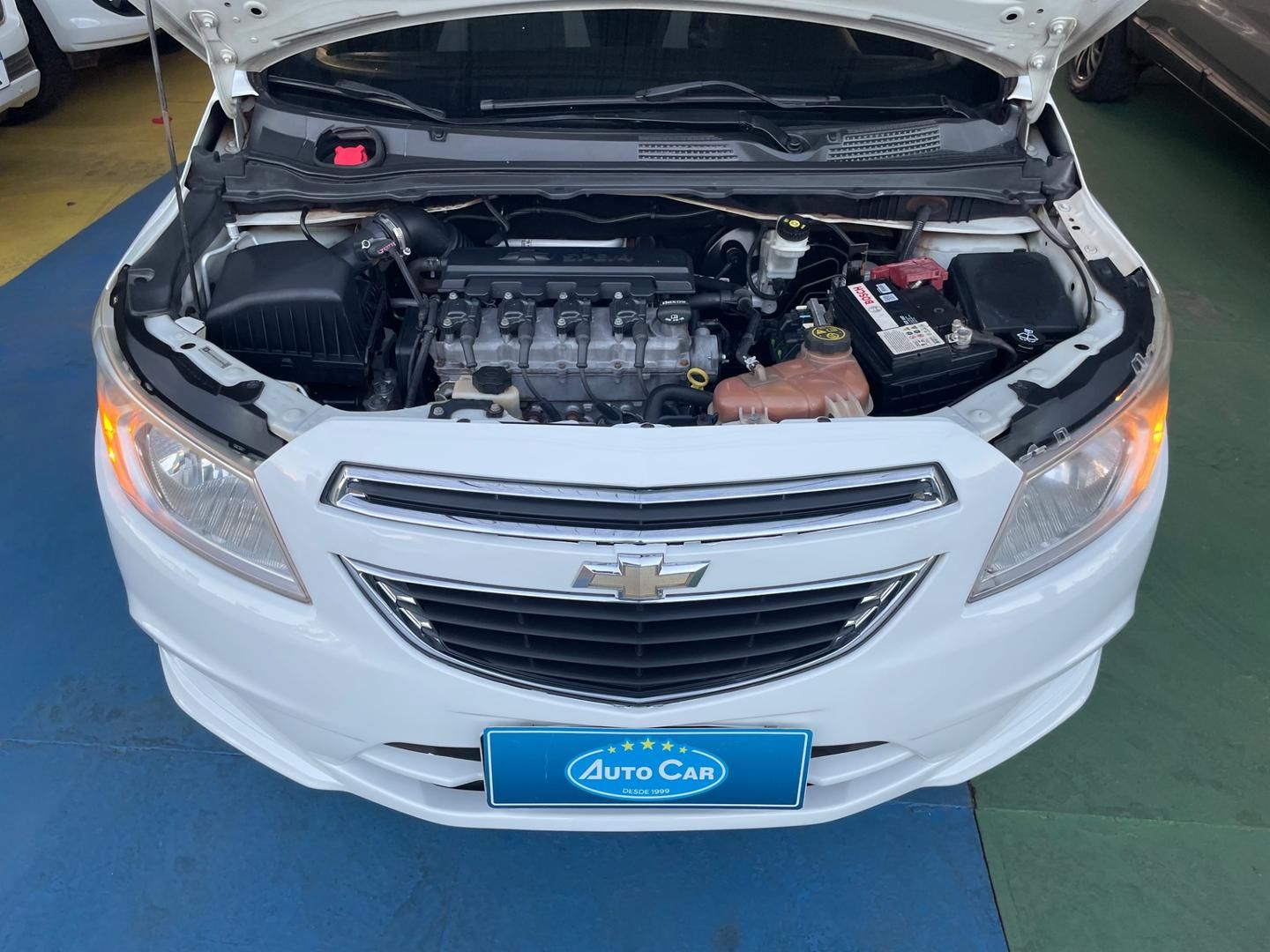 CHEVROLET Onix LT 1.0 2016 - miniatura 4