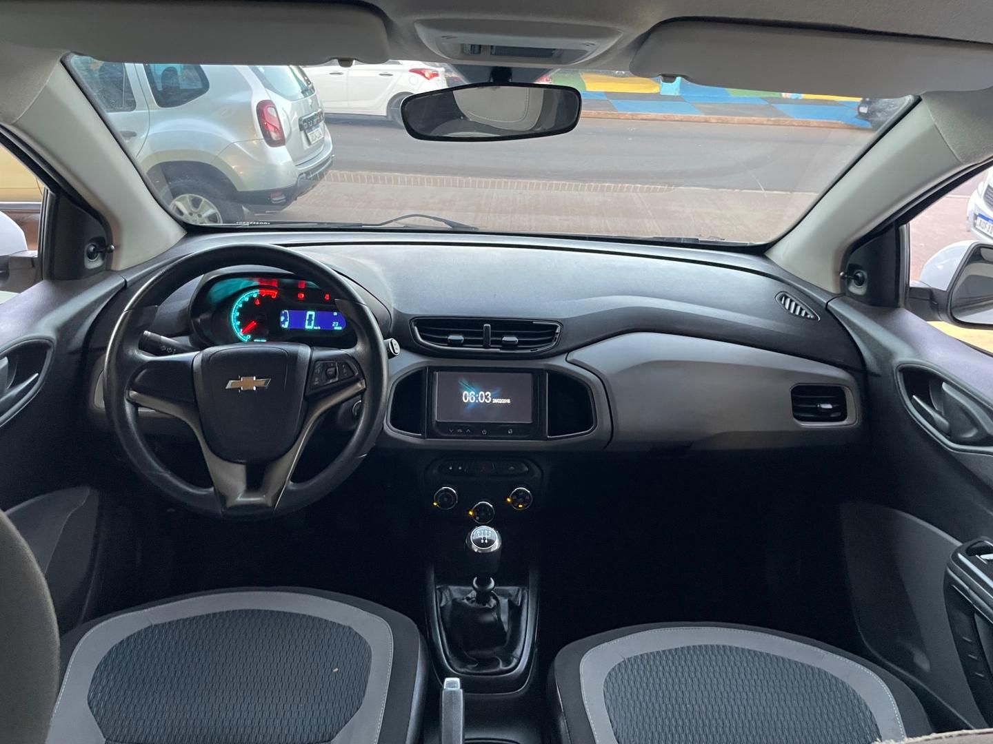 CHEVROLET Onix LT 1.0 2016 - miniatura 5