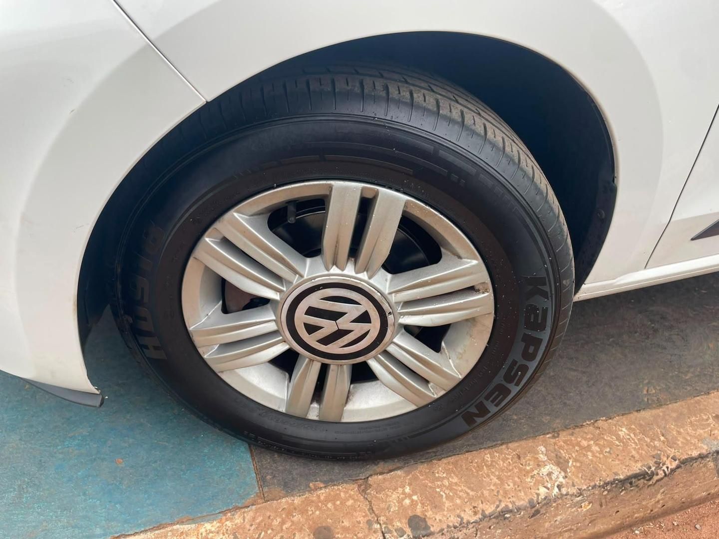 VOLKSWAGEN Up Move 1.0 12v TSi 4p. 2019 - miniatura 9