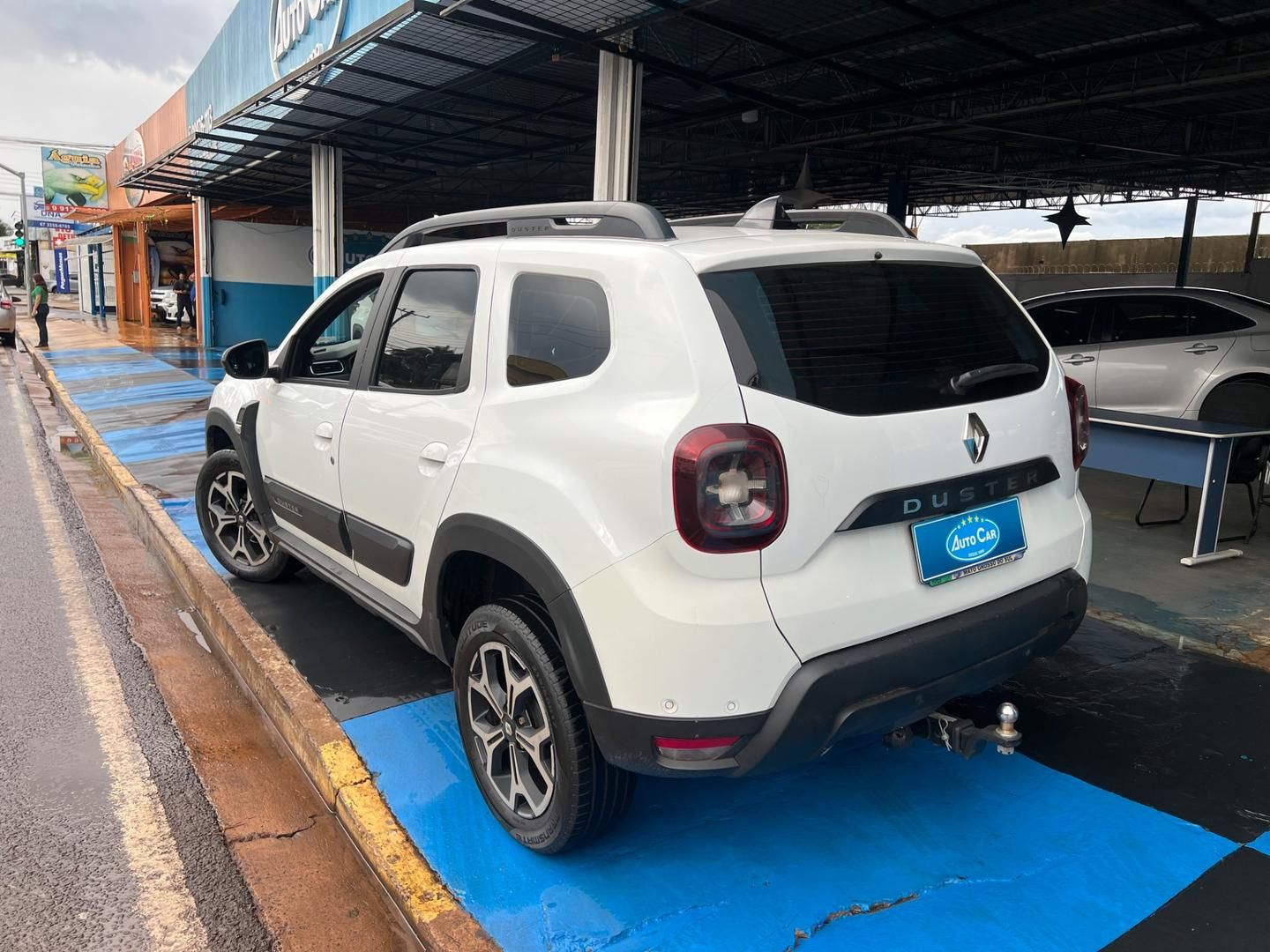 RENAULT Duster Iconic 1.6 16v 2024 - miniatura 3