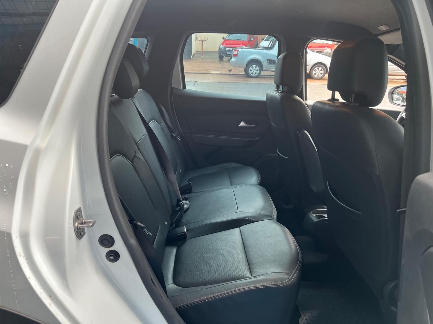 RENAULT Duster Iconic 1.6 16v 2024 - miniatura 8