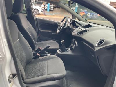 FORD Fiesta Hatch SE 1.6 16v 2019 - miniatura 7