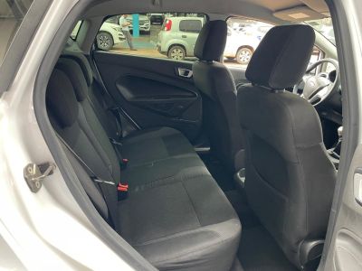 FORD Fiesta Hatch SE 1.6 16v 2019 - miniatura 8