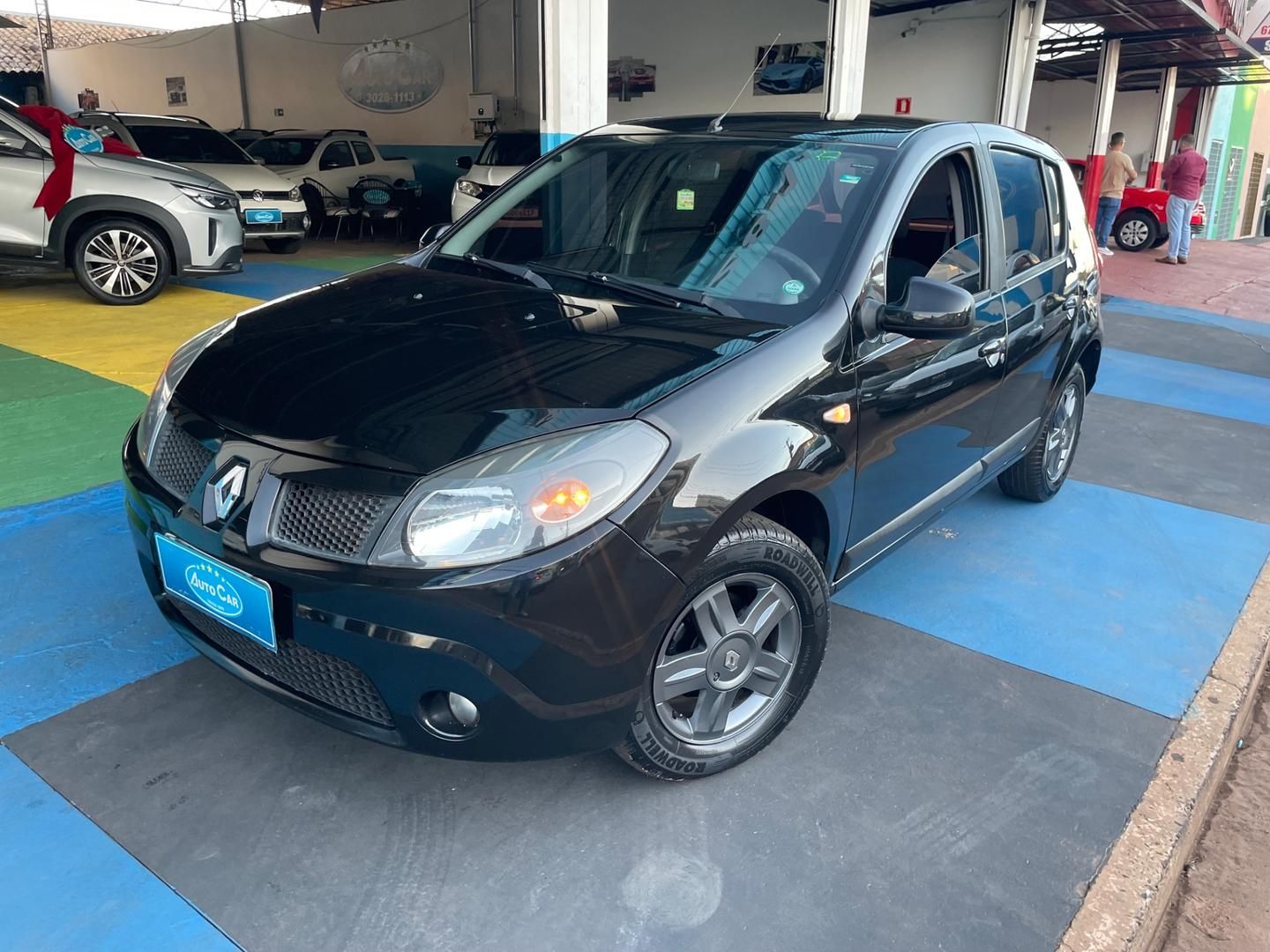 RENAULT Sandero Vibe 1.6 2010