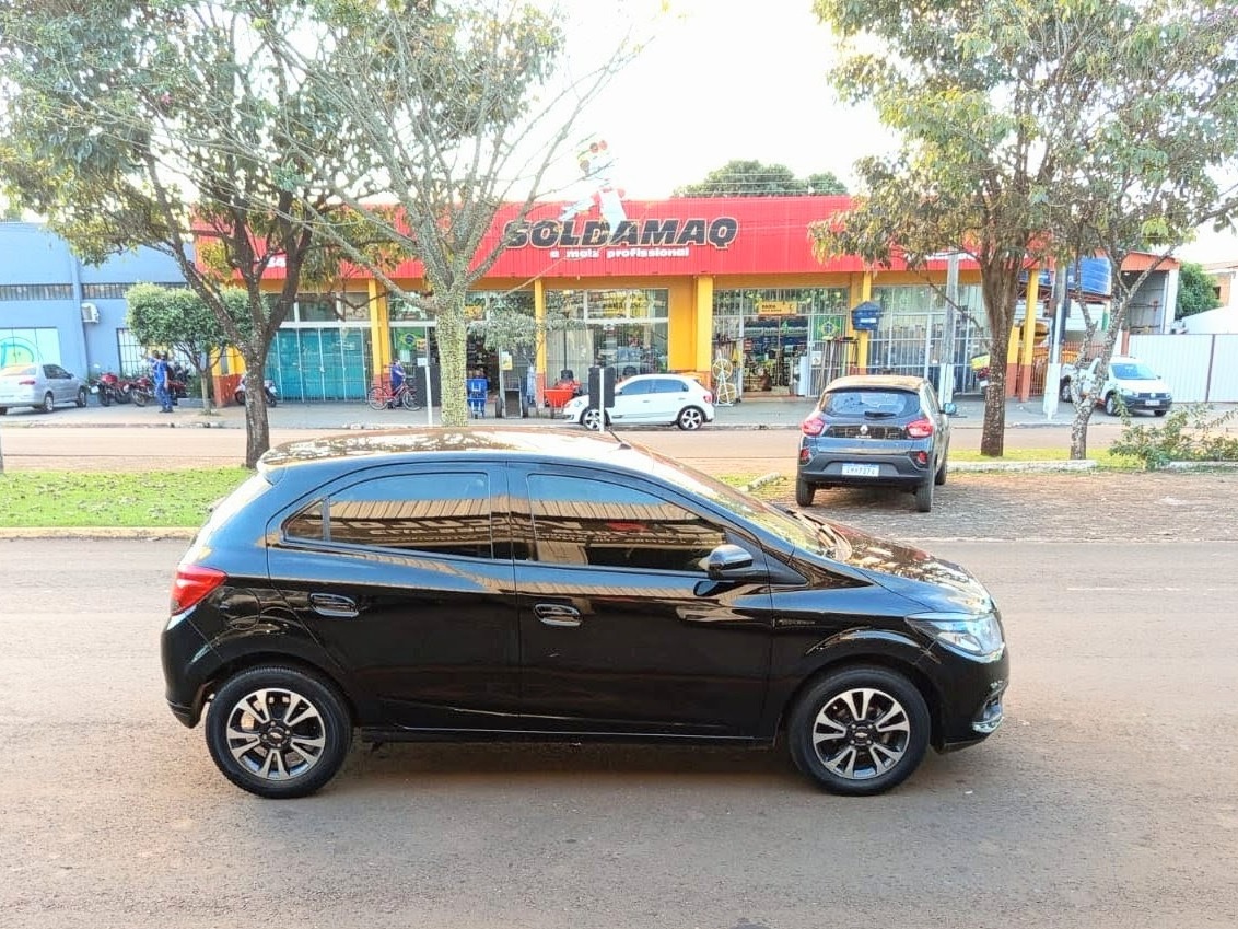CHEVROLET Onix LTZ 1.4 2015 - miniatura 4