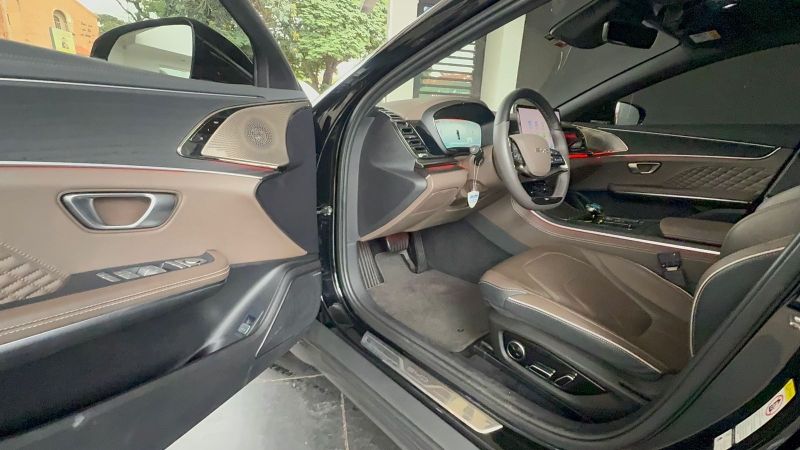BYD Han EV 2023 - miniatura 18
