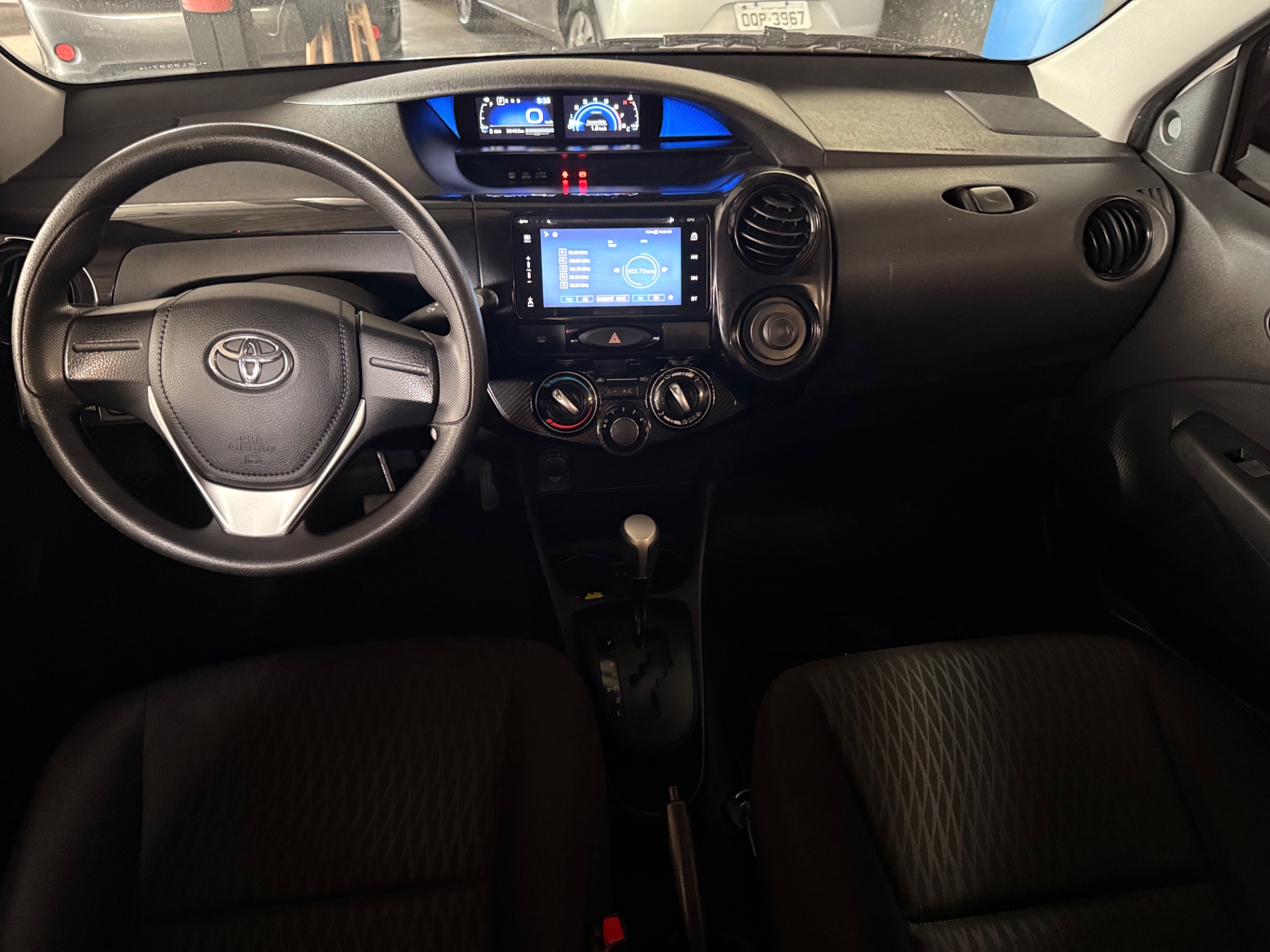 TOYOTA Etios X 1.3 16v 2020 - miniatura 7