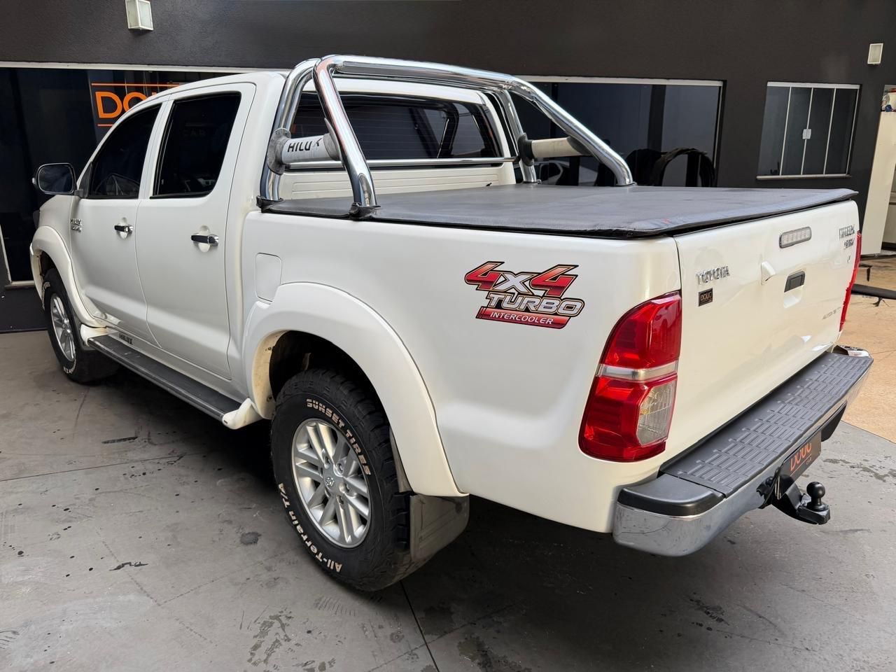 TOYOTA Hilux SRV D4-D 3.0TDi 16v 4X4 C.D. 2014 - miniatura 6