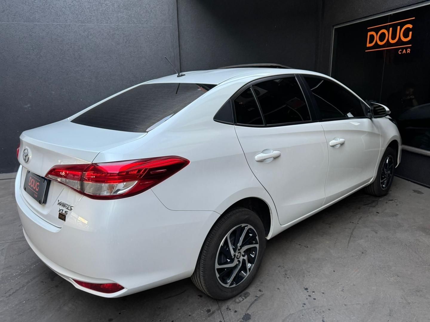 TOYOTA Yaris XLS 1.5 16v 2023 - miniatura 4