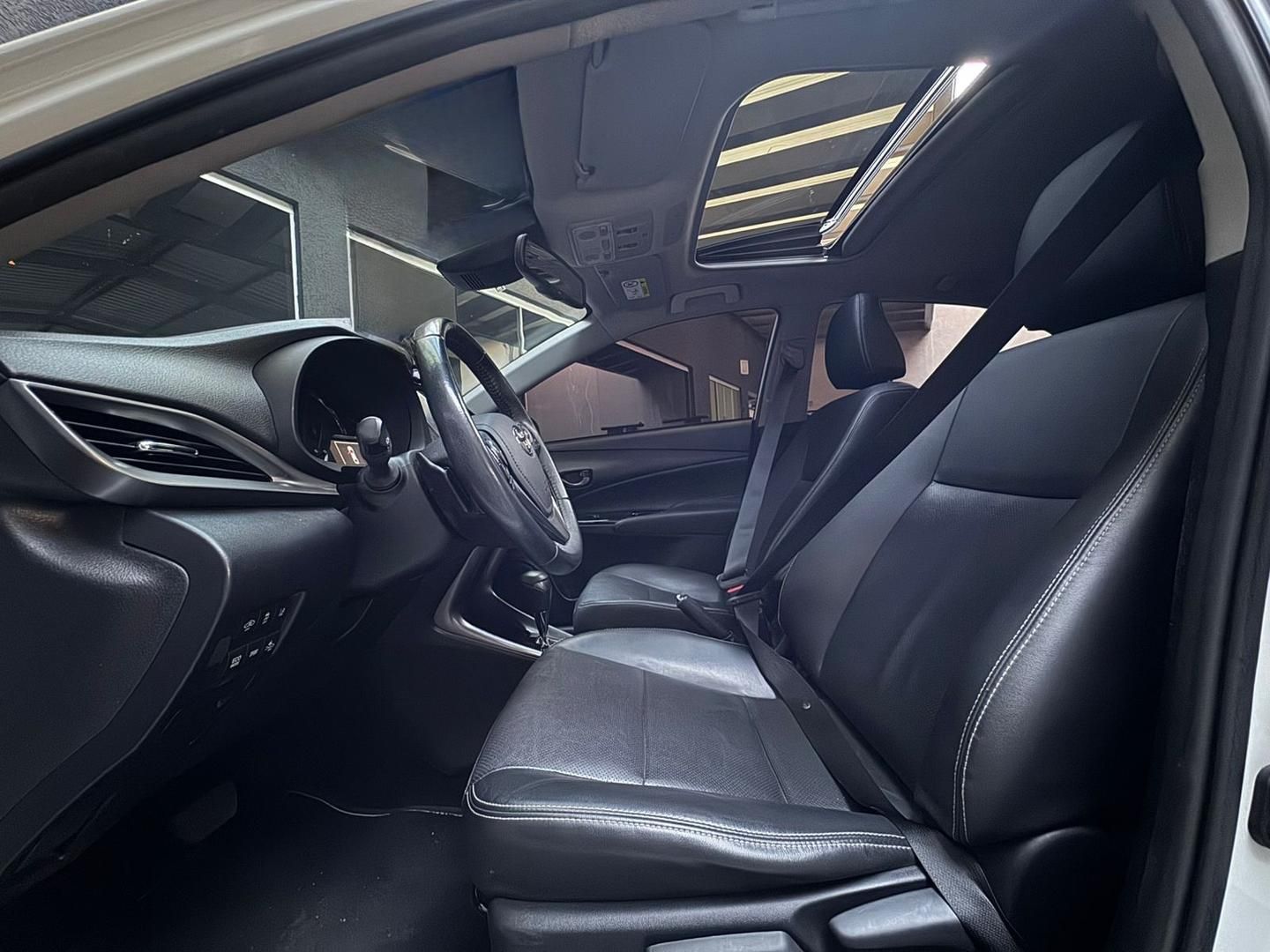 TOYOTA Yaris XLS 1.5 16v 2023 - miniatura 8