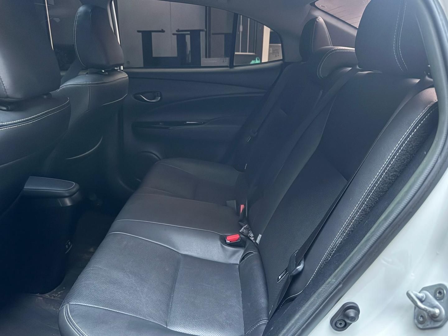 TOYOTA Yaris XLS 1.5 16v 2023 - miniatura 9