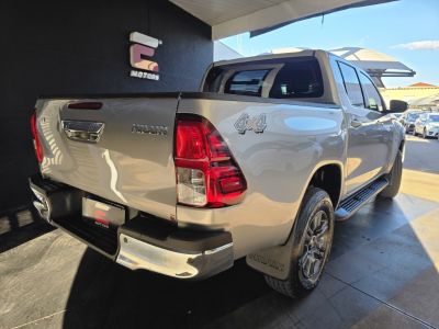 TOYOTA Hilux SR D4-D 2.8TDi 16v 4X4 C.D. 2024 - miniatura 13