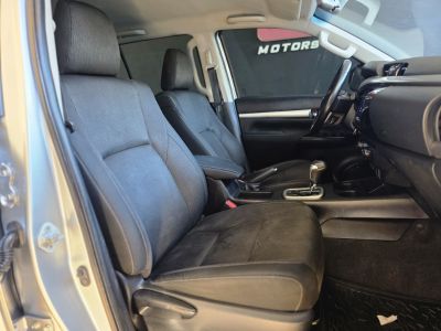 TOYOTA Hilux SR D4-D 2.8TDi 16v 4X4 C.D. 2024 - miniatura 14