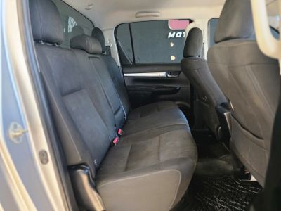 TOYOTA Hilux SR D4-D 2.8TDi 16v 4X4 C.D. 2024 - miniatura 15