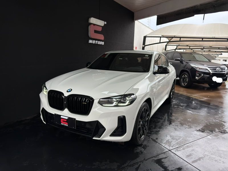 Vista principal de BMW X4 xDrive30i M Sport 2.0T 16v 2024