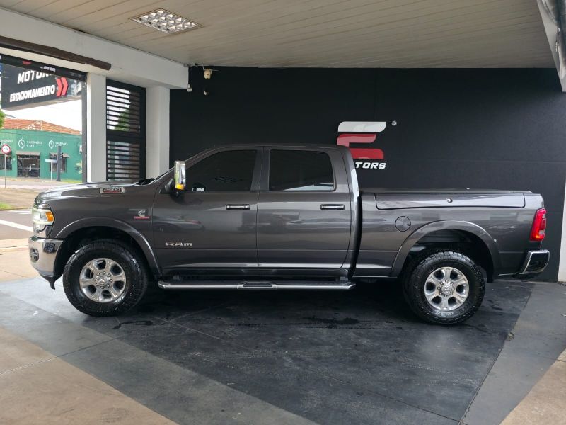 RAM 2500 Laramie 6.7TDi 24v 4X4 C.D. 2021 - miniatura 3