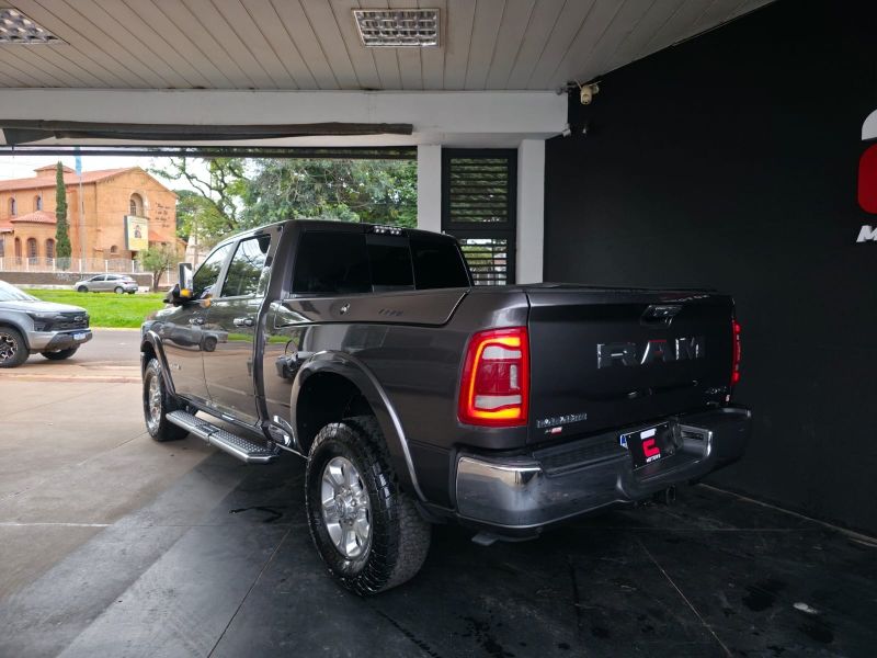 RAM 2500 Laramie 6.7TDi 24v 4X4 C.D. 2021 - miniatura 4