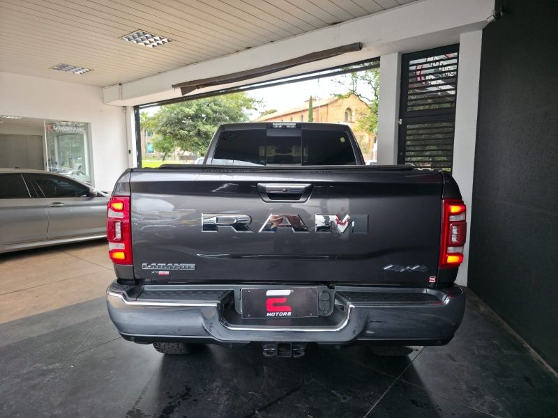 RAM 2500 Laramie 6.7TDi 24v 4X4 C.D. 2021 - miniatura 5