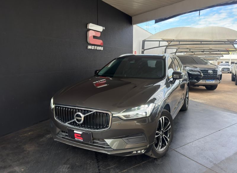 VOLVO XC60 T-5 Momentum 2.0T 16v 2021