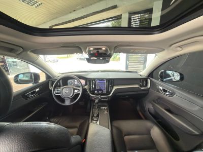VOLVO XC60 T-5 Momentum 2.0T 16v 2021 - miniatura 10