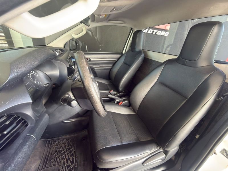 TOYOTA Hilux D4-D 2.8TDi 16v 4X4 C.S. 2022 - miniatura 9