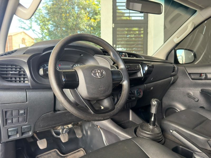 TOYOTA Hilux D4-D 2.8TDi 16v 4X4 C.S. 2022 - miniatura 12