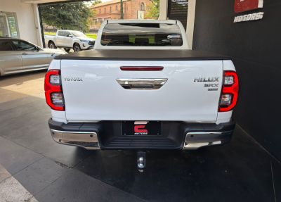 TOYOTA Hilux SRX Plus D4-D 2.8TDi 16v 4X4 C.D. 2024 - miniatura 8