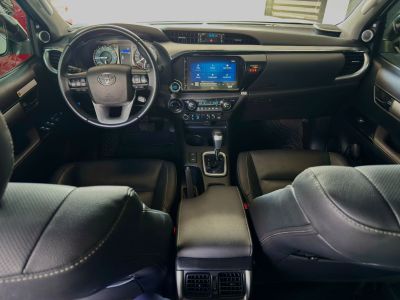 TOYOTA Hilux SRX Plus D4-D 2.8TDi 16v 4X4 C.D. 2024 - miniatura 13