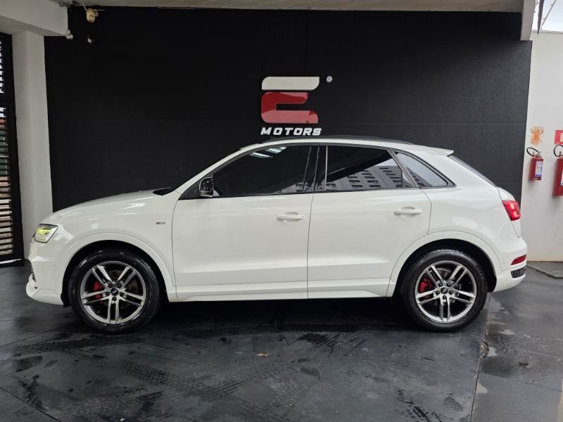 AUDI Q3 Black Edition 1.4 TFSi 16v 2018 - miniatura 3