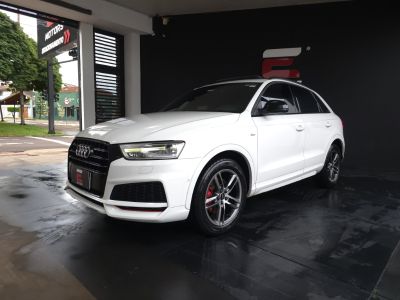 AUDI Q3 Black Edition 1.4 TFSi 16v 2018