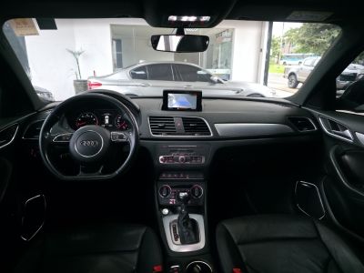 AUDI Q3 Black Edition 1.4 TFSi 16v 2018 - miniatura 11
