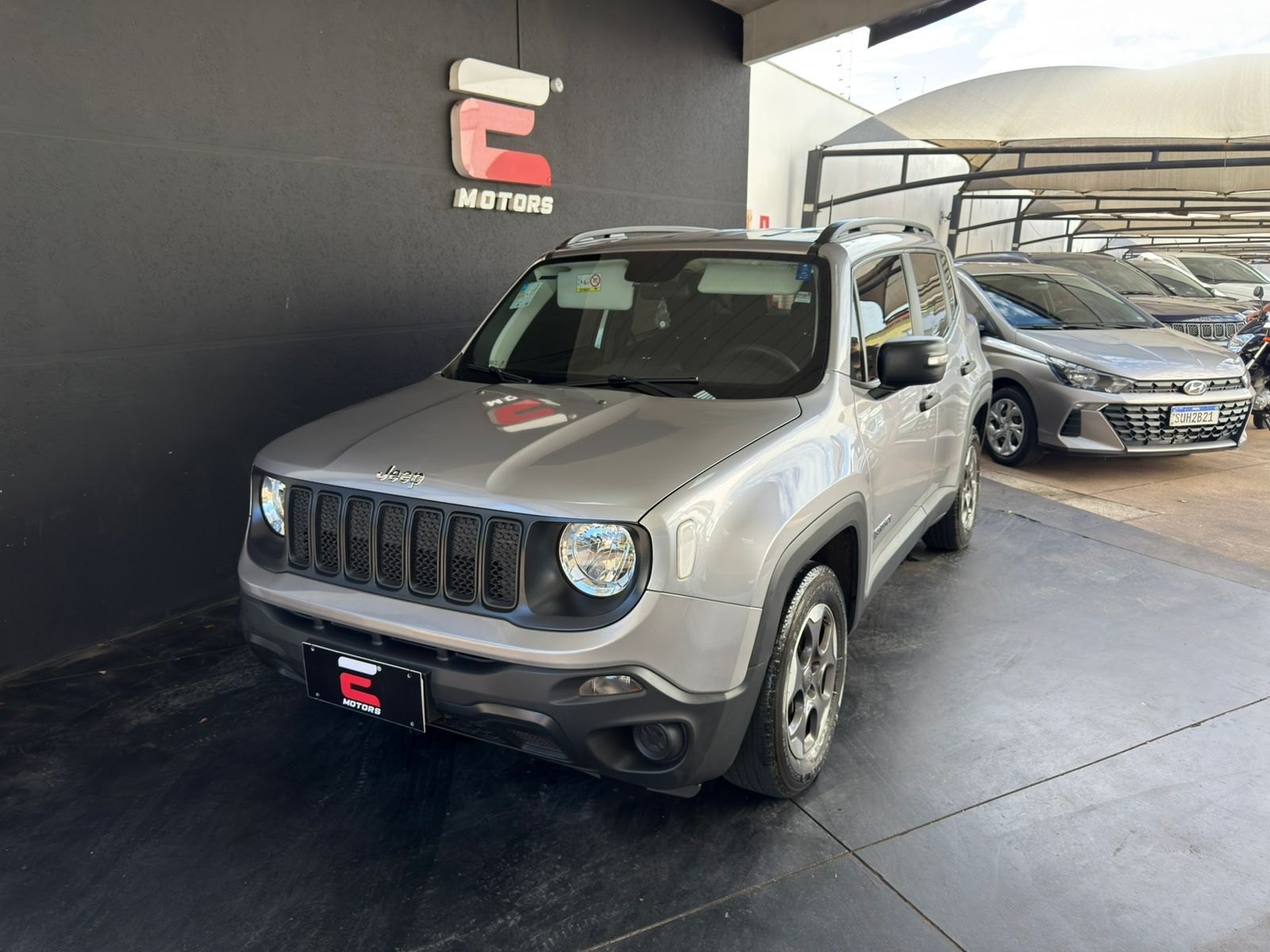 Vista principal de JEEP Renegade 1.8 16v 2021