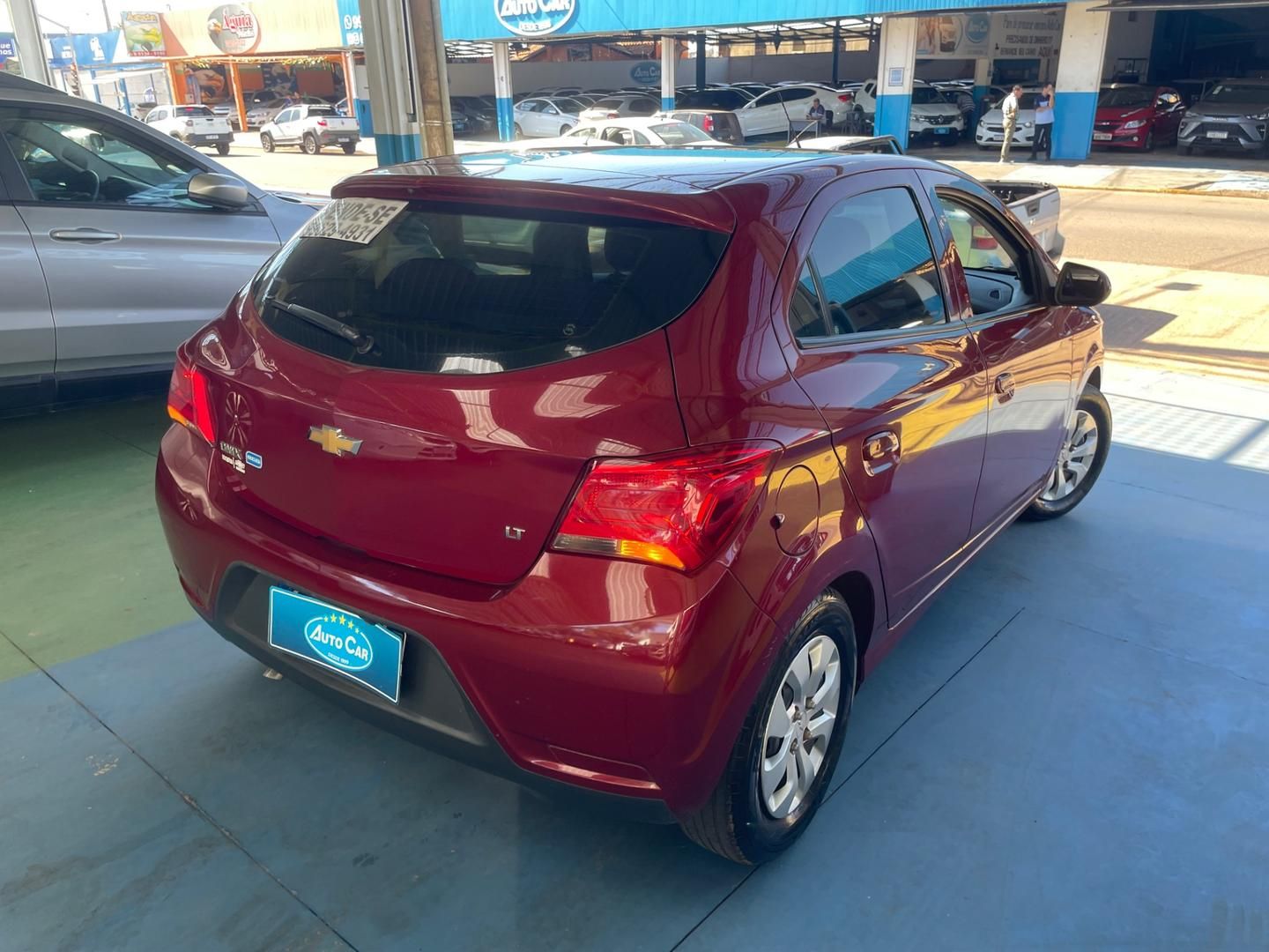 CHEVROLET Onix LT 1.0 2018 - miniatura 3