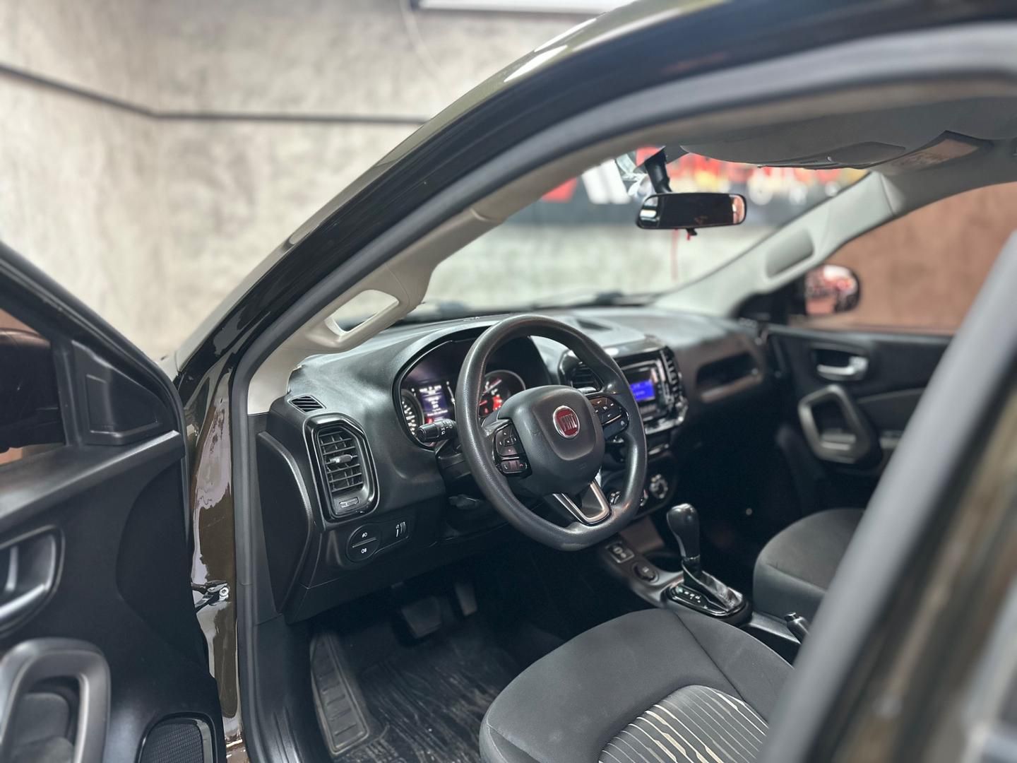 FIAT Toro Freedom 1.8 16v 2017 - miniatura 9