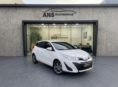 TOYOTA Yaris Hatch XL Plus Connect 1.5 16v 2022 - miniatura 2