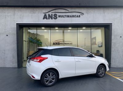 TOYOTA Yaris Hatch XL Plus Connect 1.5 16v 2022 - miniatura 3