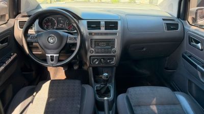 VOLKSWAGEN Fox Comfortline 1.0 4p. 2015 - miniatura 7