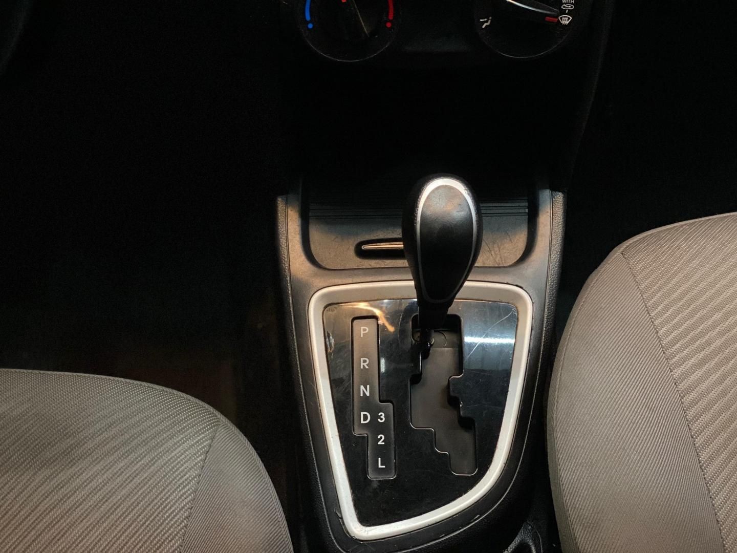 HYUNDAI HB20 Premium 1.6 16v 2014 - miniatura 17