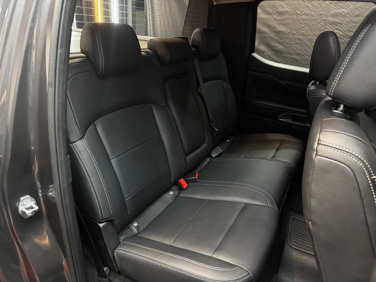 FORD Ranger Limited 3.0TDi V6 24v 4WD C.D. 2024 - miniatura 10