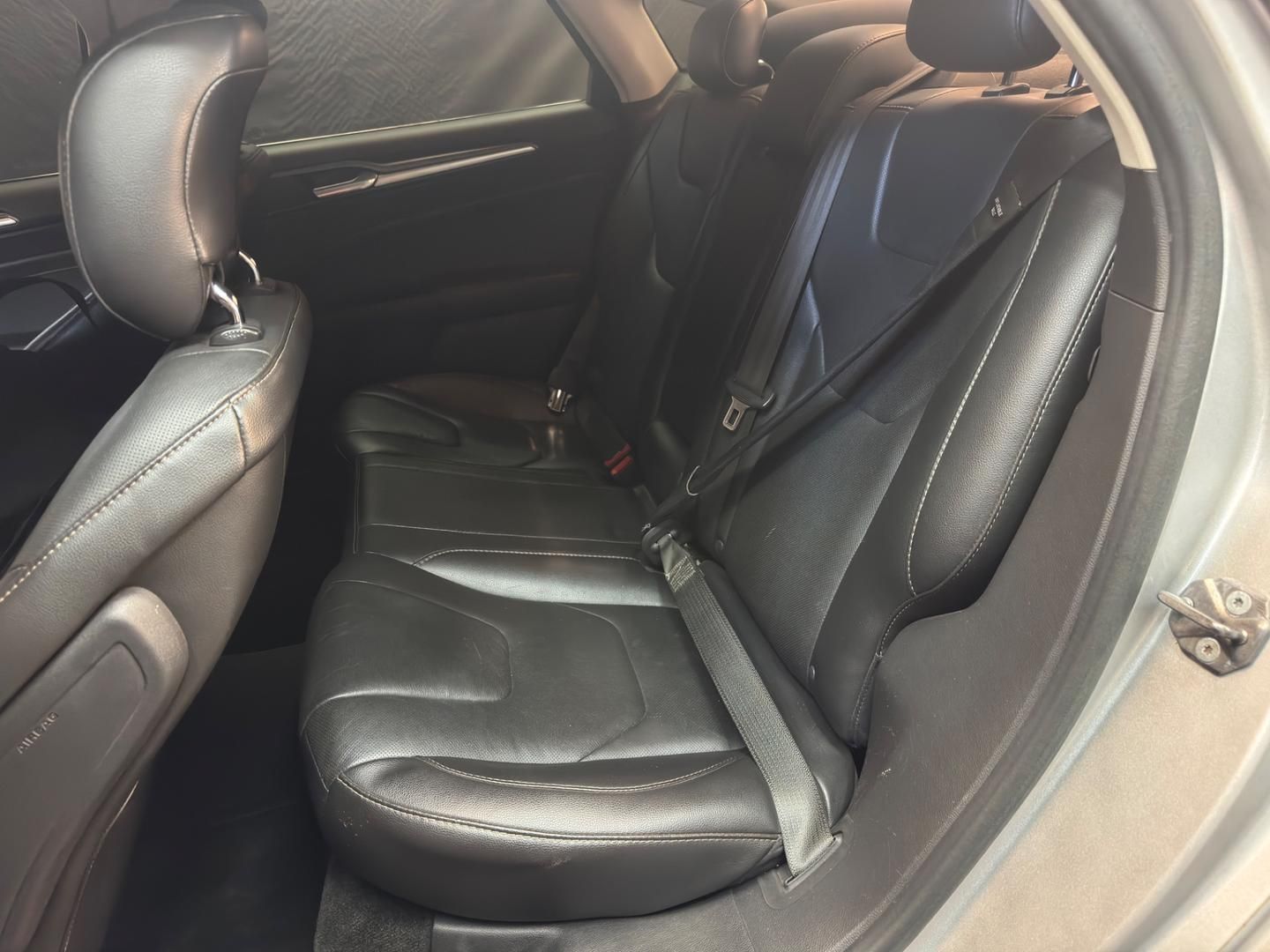 FORD Fusion Titanium 2.0T 16v AWD 2015 - miniatura 12