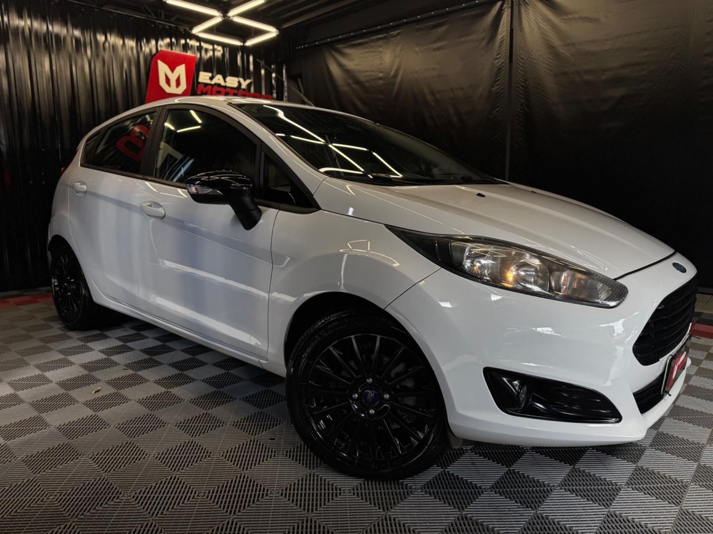 FORD Fiesta Hatch SEL 1.6 16v 2017
