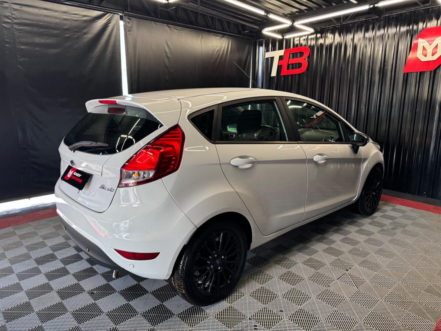FORD Fiesta Hatch SEL 1.6 16v 2017 - miniatura 4