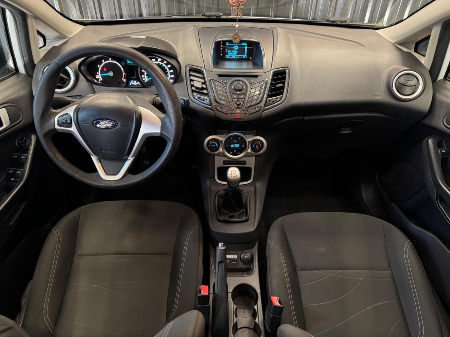 FORD Fiesta Hatch SEL 1.6 16v 2017 - miniatura 7