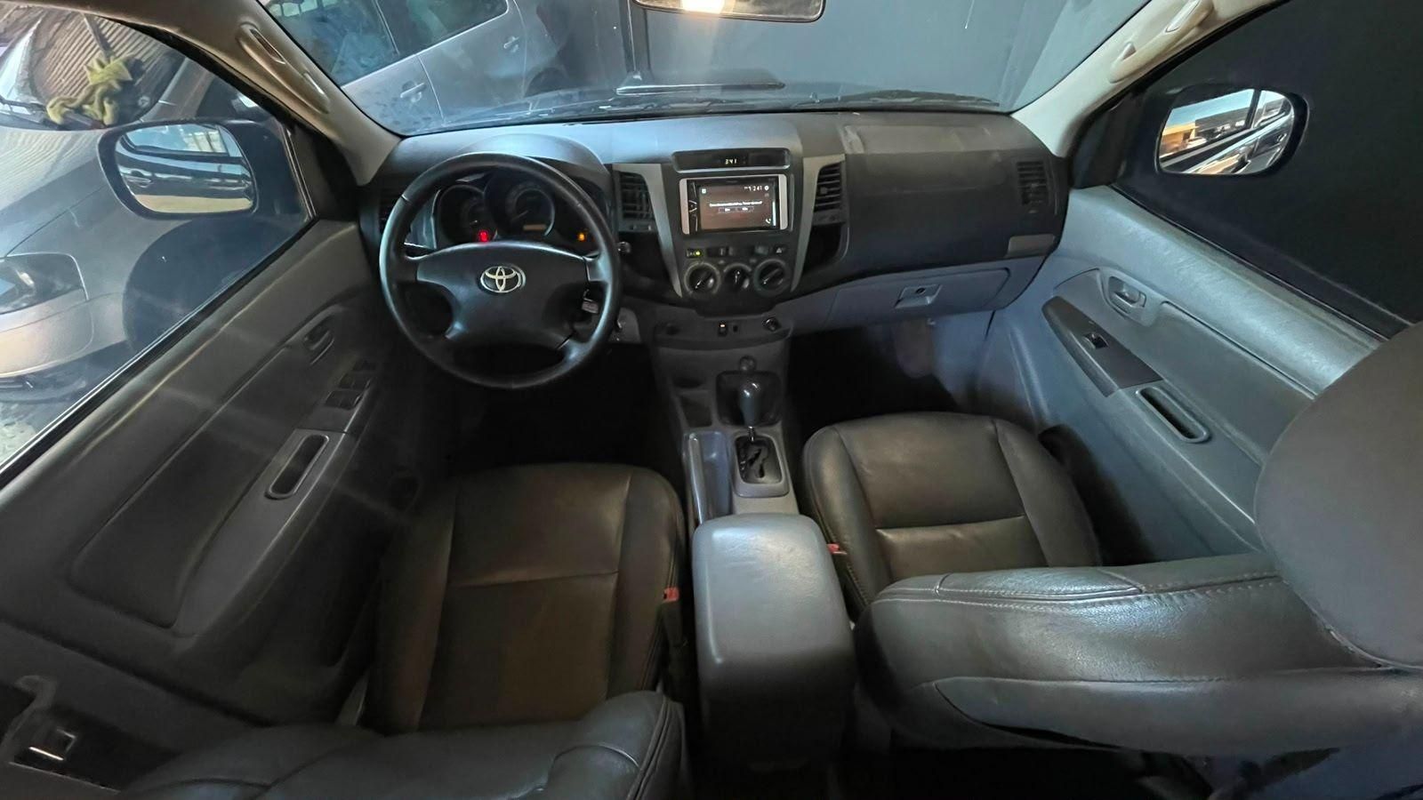 TOYOTA Hilux SRV D4-D 3.0TDi 16v 4X4 C.D. 2006 - miniatura 5