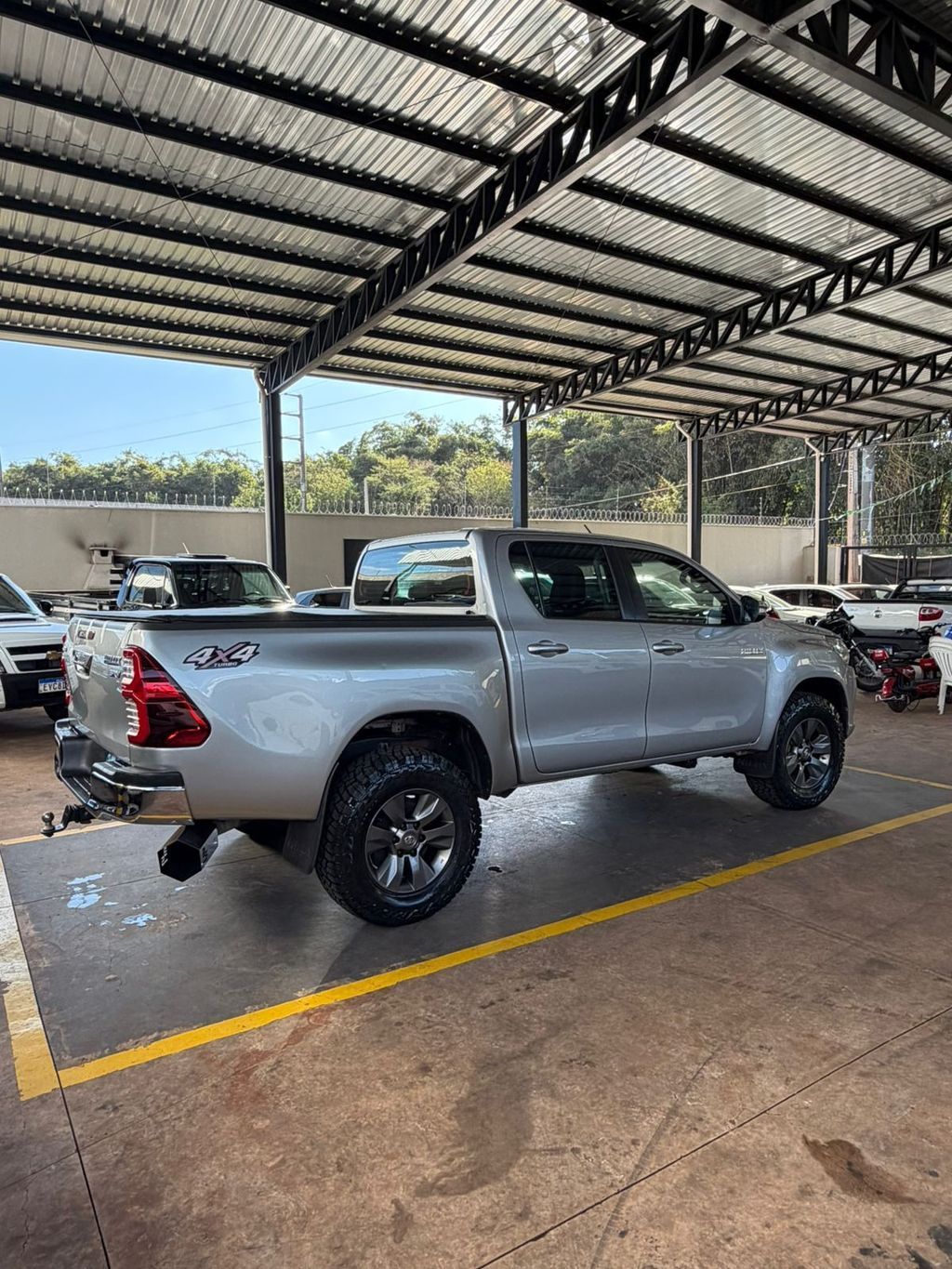 TOYOTA Hilux SRV D4-D 2.8TDi 16v 4X4 C.D. 2016 - miniatura 9