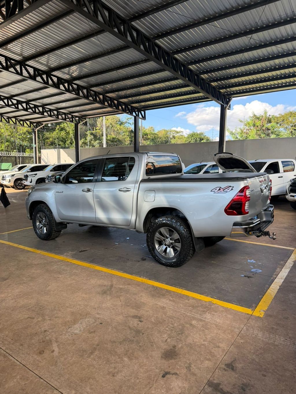 TOYOTA Hilux SRV D4-D 2.8TDi 16v 4X4 C.D. 2016 - miniatura 10