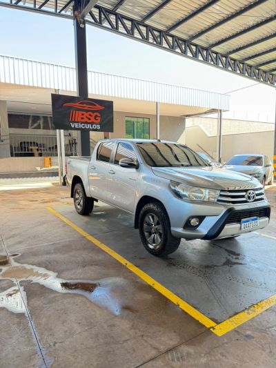 TOYOTA Hilux SRV D4-D 2.8TDi 16v 4X4 C.D. 2016 - miniatura 2
