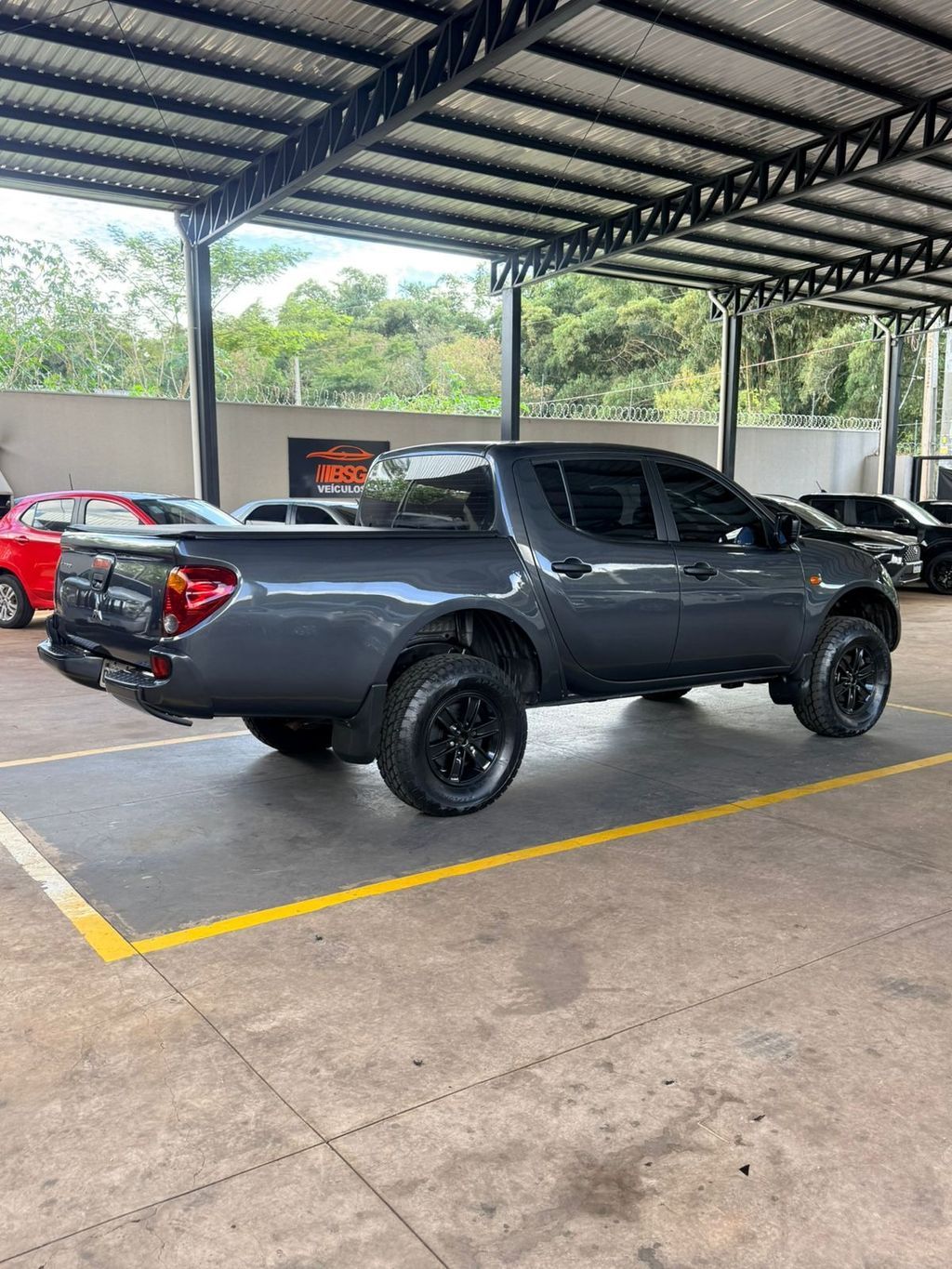MITSUBISHI L200 Triton GLX 3.2TDi 16v 4X4 C.D. 2017 - miniatura 9
